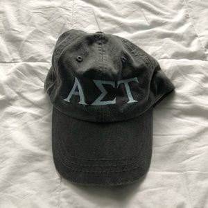AST hat